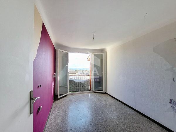 Appartement Manosque 4 pièces 81.76 m2 avec balcon