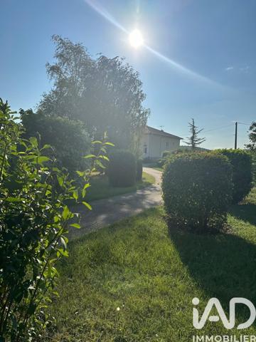 Maison à vendre 12 pièces 295 m² Prissé