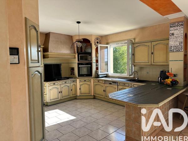 Maison à vendre 12 pièces 295 m² Prissé