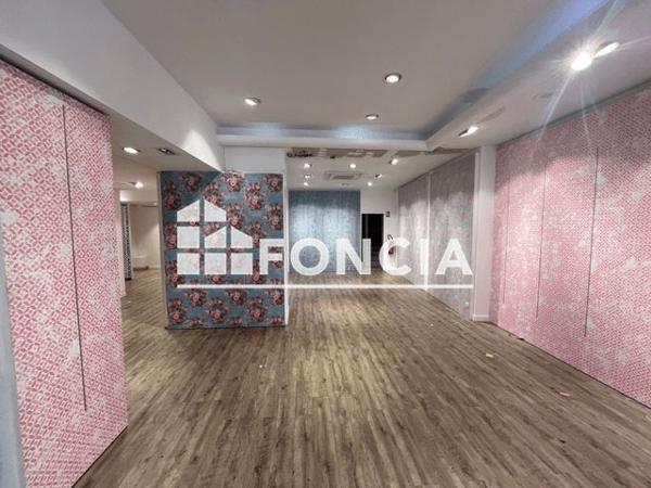 À vendre Local commercial 210 m² - Niort 79000