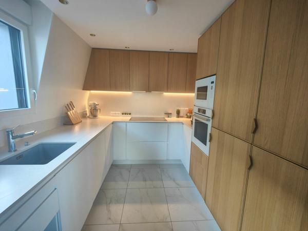 Appartement à vendre    4 pièces • 98 m2 Le Kremlin-Bicêtre