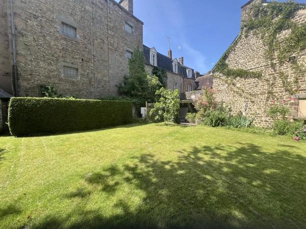 Achat - Maison La Ferté Macé 61600 10 pièces 260 m 2 495 m 2
