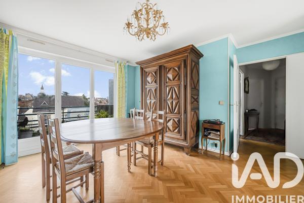 Appartement à vendre 6 pièces 131 m² Le Chesnay-Rocquencourt