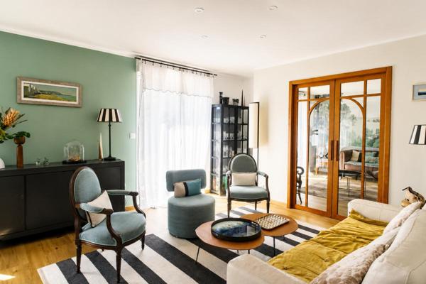 FOUESNANT : Maison familiale d'environ 130 m² avec jardin, proche centre et plages
