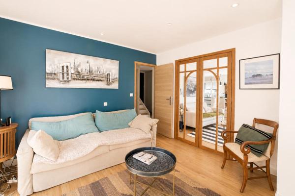 FOUESNANT : Maison familiale d'environ 130 m² avec jardin, proche centre et plages