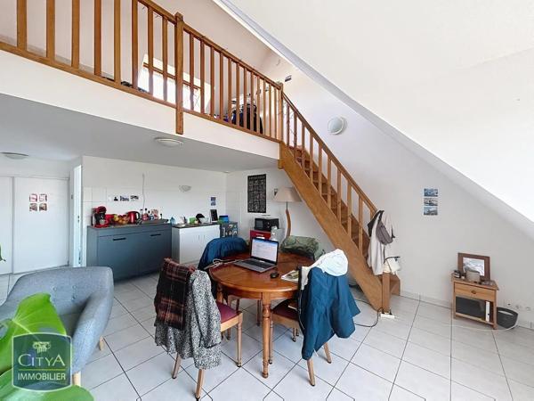 Appartement à louer 1 pièce 37.6m² Bono (56400)