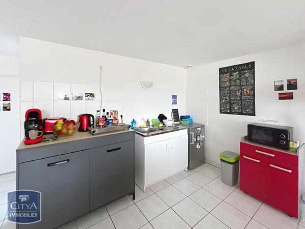 Appartement à louer 1 pièce 37.6m² Bono (56400)