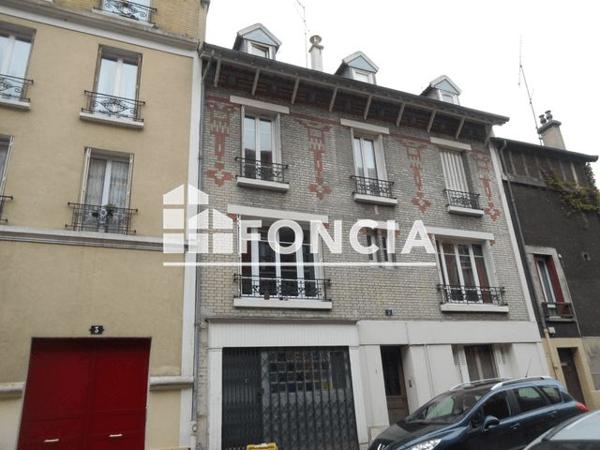 Location Studio 12.7 m² - 5 RUE DE L'ABBE DERRY Issy Les Moulineaux 92130