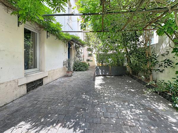 Valence Lamartine Maison de charme 6 pièces de 150m² avec cour végétalisée et stationnement