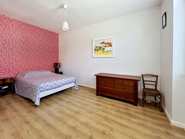 Valence Lamartine Maison de charme 6 pièces de 150m² avec cour végétalisée et stationnement
