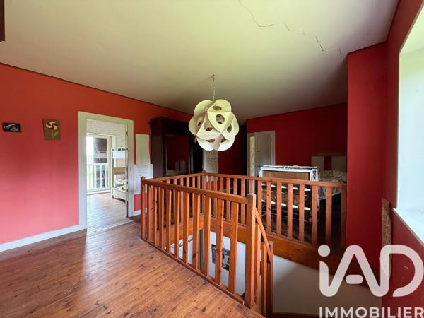 Maison à vendre 10 pièces 235 m² Usson-en-Forez
