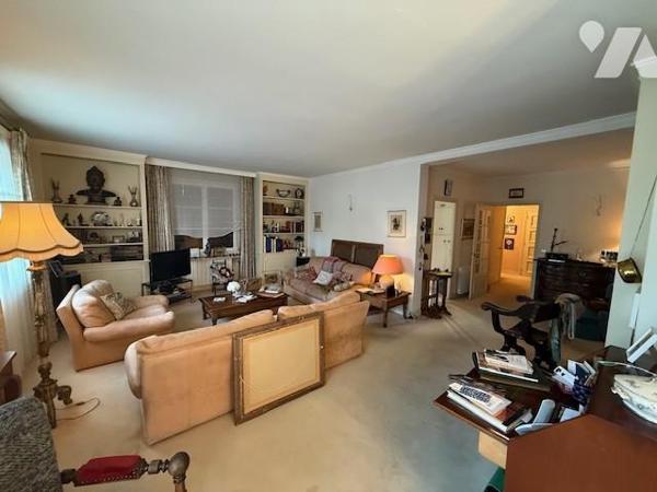 LISIEUX CENTRE APPT F4 100m² 1er étage