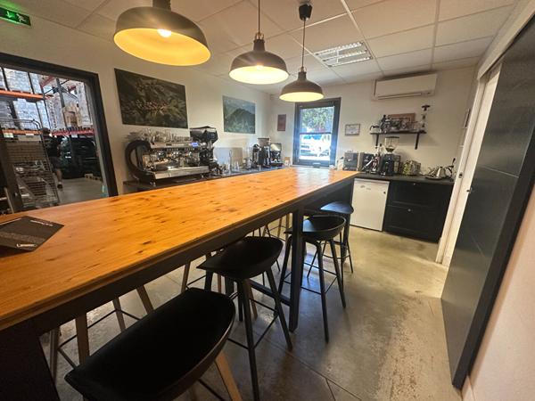 Local industriel de 715m² L'Isle-Jourdain