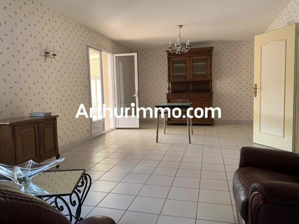 Vente                                                      Maison
                        
                     4 pièces                      85 m2                     à Mauléon
