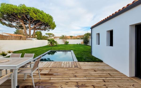 Maison à vendre    4 pièces •  Sainte-Marie-de-Ré