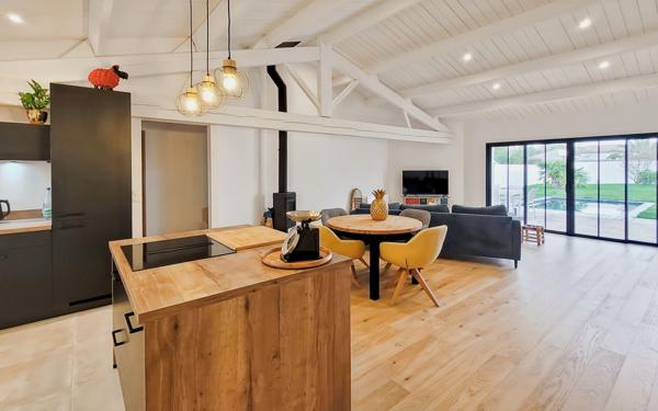 Maison à vendre    4 pièces •  Sainte-Marie-de-Ré