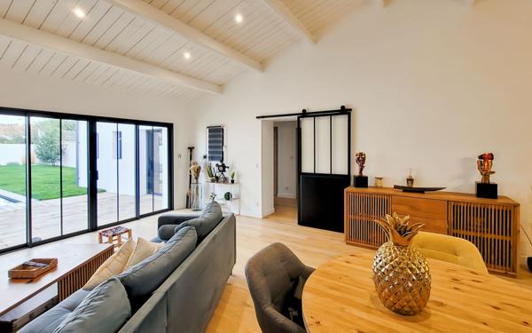 Maison à vendre    4 pièces •  Sainte-Marie-de-Ré