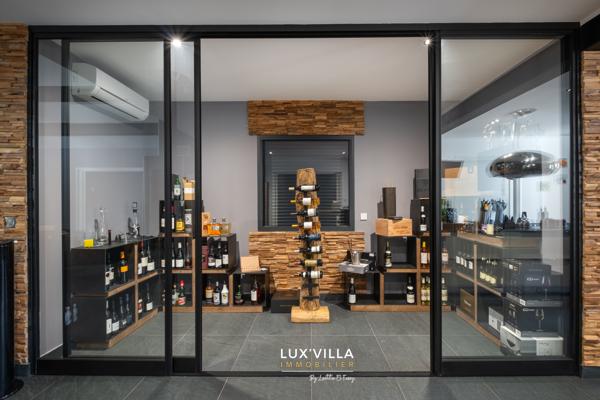 Belle Villa contemporaine avec dépendance