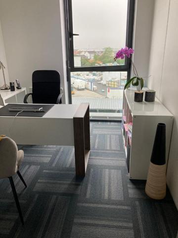 A LOUER - 134,19 m2 Bureaux Saint Sébastien Sur Loire