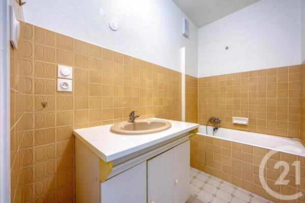Appartement T2 à vendre  2 pièces - 49,13 m 2   BARBERAZ  - 73