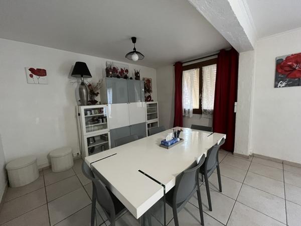 Appartement à vendre |                                       Sainte-Foy-lès-Lyon |                                        4 pièces  |  81 m²