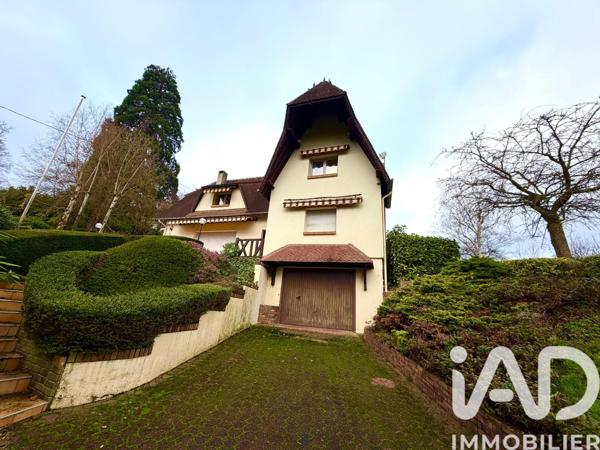 Maison à vendre 7 pièces 222 m² Saint-Ouen-du-Tilleul