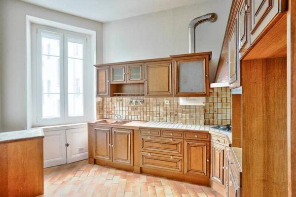 Appartement 4 pièces                                        - 38000 Grenoble Réf : 5579