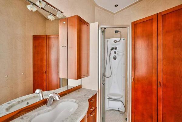 Appartement 4 pièces                                        - 38000 Grenoble Réf : 5579