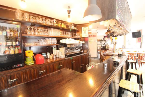 Bar-brasserie à vendre 77 m² Suresnes