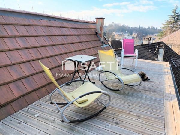 Charmante maison de ville avec potentiel restant à exploiter !