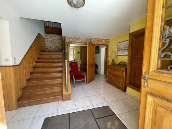 Immobilier Baume-les-Dames (25110) – Propriété 518m2 – 882 000 €