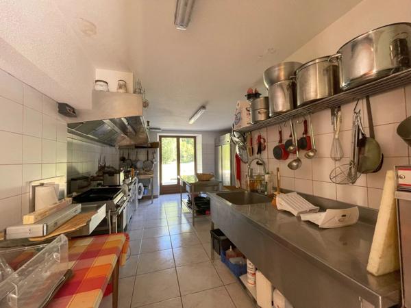 Immobilier Baume-les-Dames (25110) – Propriété 518m2 – 882 000 €