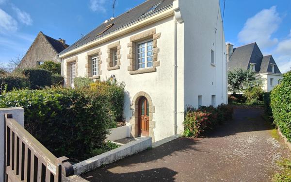 Maison à vendre    6 pièces • 155 m2 Guérande