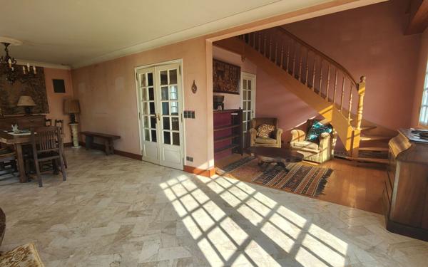 Maison à vendre    6 pièces • 155 m2 Guérande