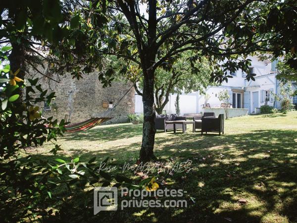 Belle maison familiale avec vaste jardin