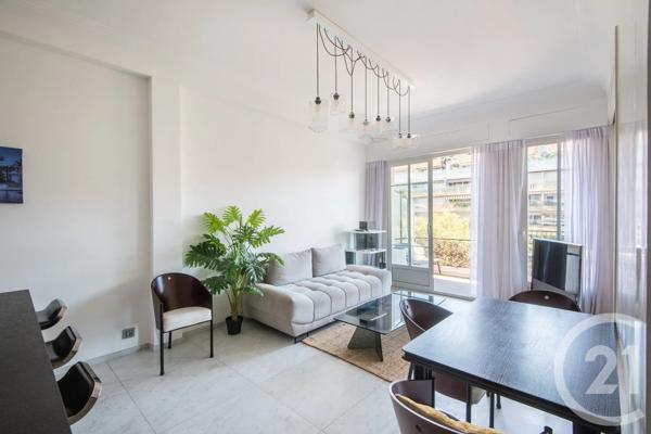 Appartement F3 à vendre  3 pièces - 68,01 m 2   NICE  - 06