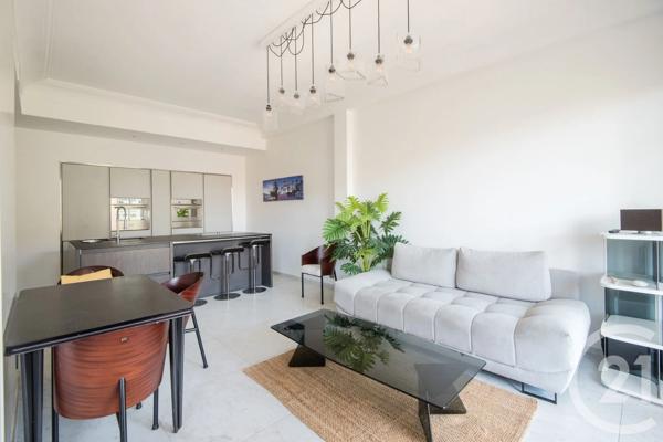 Appartement F3 à vendre  3 pièces - 68,01 m 2   NICE  - 06