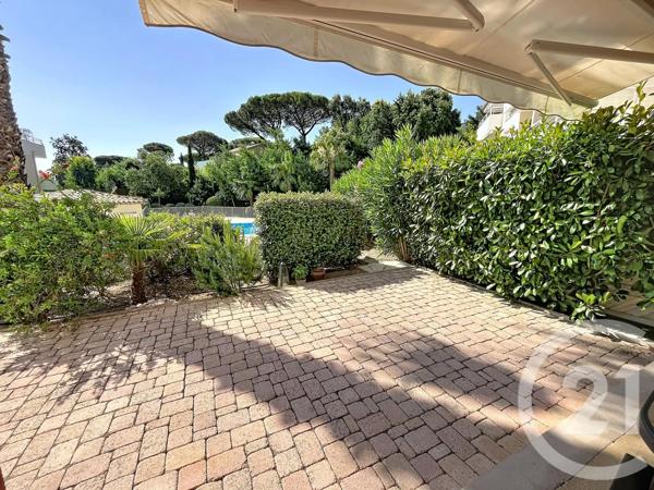Appartement T2 à vendre  2 pièces - 47,65 m 2   CAVALAIRE SUR MER  - 83