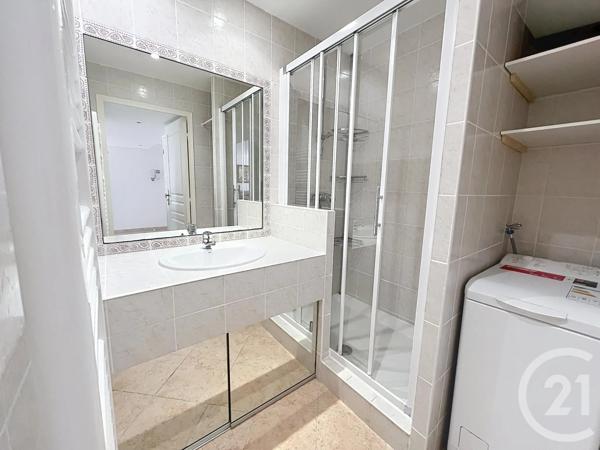 Appartement T2 à vendre  2 pièces - 47,65 m 2   CAVALAIRE SUR MER  - 83