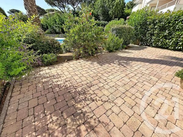 Appartement T2 à vendre  2 pièces - 47,65 m 2   CAVALAIRE SUR MER  - 83