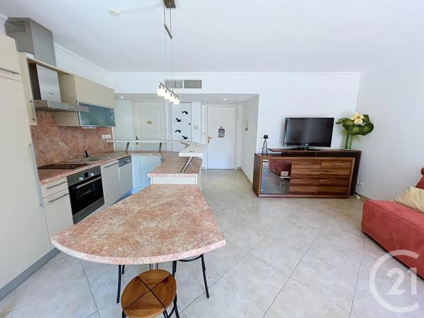 Appartement T2 à vendre  2 pièces - 47,65 m 2   CAVALAIRE SUR MER  - 83