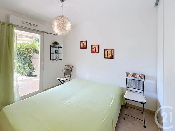 Appartement T2 à vendre  2 pièces - 47,65 m 2   CAVALAIRE SUR MER  - 83