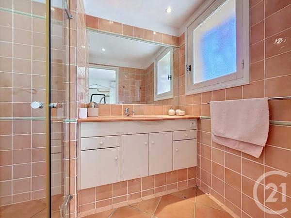 Maison à vendre  8 pièces - 240 m 2   CAVALAIRE SUR MER  - 83