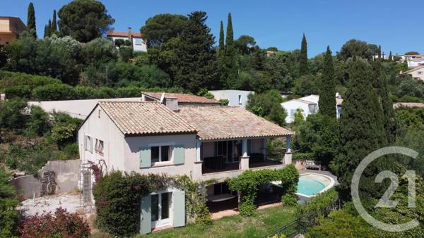 Maison à vendre  8 pièces - 240 m 2   CAVALAIRE SUR MER  - 83