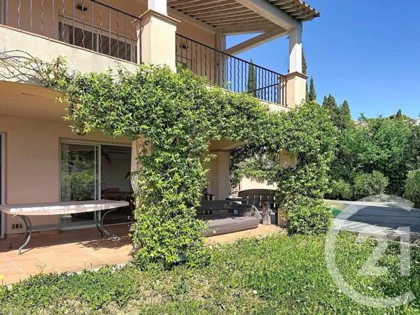 Maison à vendre  8 pièces - 240 m 2   CAVALAIRE SUR MER  - 83