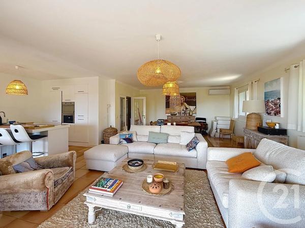 Maison à vendre  8 pièces - 240 m 2   CAVALAIRE SUR MER  - 83
