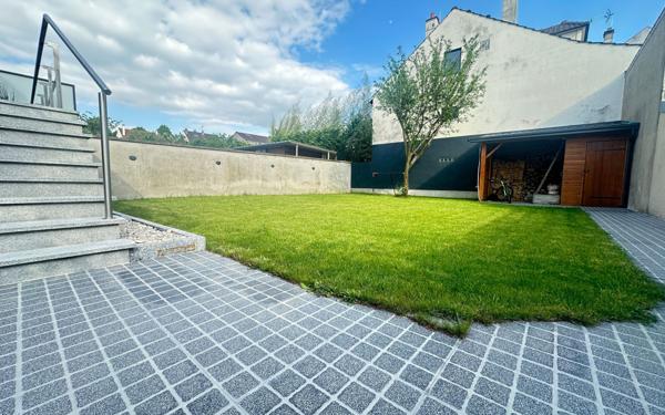 Maison à vendre    5 pièces • 155 m2 Le Plessis-Trévise