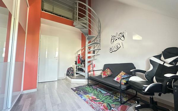 Maison à vendre    5 pièces • 155 m2 Le Plessis-Trévise