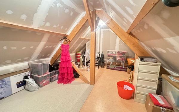 Maison à vendre    5 pièces • 155 m2 Le Plessis-Trévise