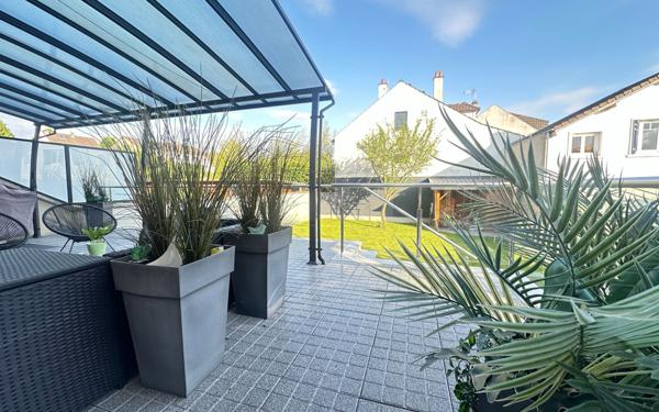 Maison à vendre    5 pièces • 155 m2 Le Plessis-Trévise